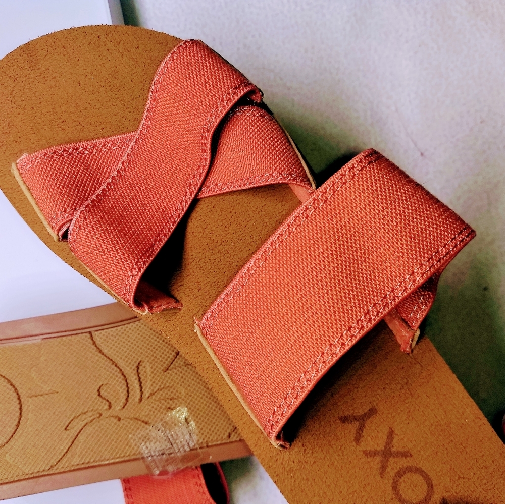 🎉Bundle 2 for $18 Roxy Coral shoreside sandals 7